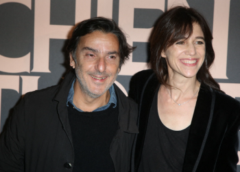 "Je vais le dire..." : Yvan Attal fait une énorme révélation sur son couple avec Charlotte Gainsbourg (ZAPTV) 3 "Je vais le dire..." : Yvan Attal fait une énorme révélation sur son couple avec Charlotte Gainsbourg (ZAPTV) « Je vais le dire… » : Yvan Attal fait une énorme révélation sur son couple avec Charlotte Gainsbourg (ZAPTV)