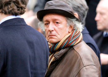 Didier Barbelivien “fidèle en amitié” : cet ancien Président dont il est “plus que jamais” proche 14 Didier Barbelivien “fidèle en amitié” : cet ancien Président dont il est “plus que jamais” proche Didier Barbelivien “fidèle en amitié” : cet ancien Président dont il est “plus que jamais” proche