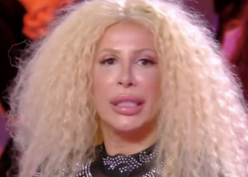 TPMP : Afida Turner fait un show lunaire en direct, les internautes ne s'en remettent pas 10 TPMP : Afida Turner fait un show lunaire en direct, les internautes ne s'en remettent pas TPMP : Afida Turner fait un show lunaire en direct, les internautes ne s’en remettent pas