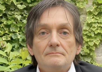 Pierre Palmade rongé par la “honte”, sa mère brise le silence sur son mal-être lié à son homosexualité 1 Pierre Palmade rongé par la “honte”, sa mère brise le silence sur son mal-être lié à son homosexualité Pierre Palmade rongé par la “honte”, sa mère brise le silence sur son mal-être lié à son homosexualité