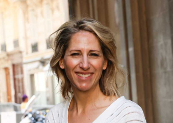 Maud Fontenoy enceinte à 46 ans : qui est son mari Olivier Chartier ? 11 Maud Fontenoy enceinte à 46 ans : qui est son mari Olivier Chartier ? Maud Fontenoy enceinte à 46 ans : qui est son mari Olivier Chartier ?