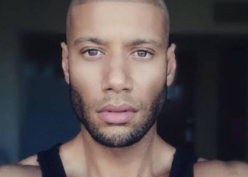 Xavier Delarue : l'étonnante reconversion de l'ex-mari de Tatiana-Laurence 16 Xavier Delarue : l'étonnante reconversion de l'ex-mari de Tatiana-Laurence Xavier Delarue : l’étonnante reconversion de l’ex-mari de Tatiana-Laurence