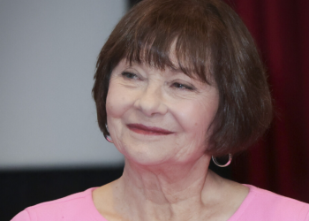 Macha Méril en couple avec Stéphane Freiss, de 20 ans son cadet : “Les gens se moquaient de moi” 16 Macha Méril en couple avec Stéphane Freiss, de 20 ans son cadet : “Les gens se moquaient de moi” Macha Méril en couple avec Stéphane Freiss, de 20 ans son cadet : “Les gens se moquaient de moi”