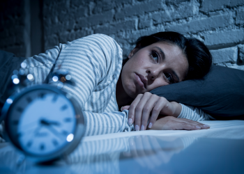 Pour un sommeil réparateur, ce spray naturel à la mélatonine chasse les insomnies