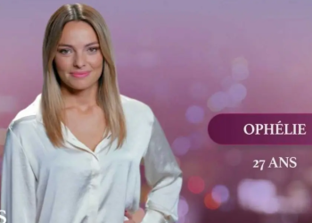 "Elle a l'air bien toxique" : l'attitude de la mère d'Ophélie (Mariés au premier regard) ulcère les internautes (ZAPTV) 14 "Elle a l'air bien toxique" : l'attitude de la mère d'Ophélie (Mariés au premier regard) ulcère les internautes (ZAPTV) « Elle a l’air bien toxique » : l’attitude de la mère d’Ophélie (Mariés au premier regard) ulcère les internautes (ZAPTV)