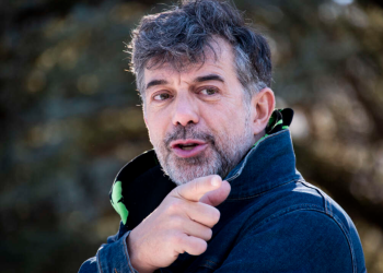 "Je m'en excuse" : Stéphane Plaza s'est exprimé devant ses collaborateurs, ses déclarations révélées 10 "Je m'en excuse" : Stéphane Plaza s'est exprimé devant ses collaborateurs, ses déclarations révélées « Je m’en excuse » : Stéphane Plaza s’est exprimé devant ses collaborateurs, ses déclarations révélées