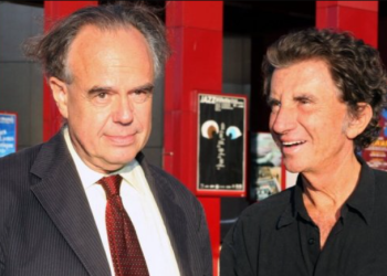 “Je crois que c’est la fin…” : Jack Lang dévoile le dernier échange qu’il a eu avec Frédéric Mitterrand, 2 jours avant son décès 8 “Je crois que c’est la fin…” : Jack Lang dévoile le dernier échange qu’il a eu avec Frédéric Mitterrand, 2 jours avant son décès “Je crois que c’est la fin…” : Jack Lang dévoile le dernier échange qu’il a eu avec Frédéric Mitterrand, 2 jours avant son décès