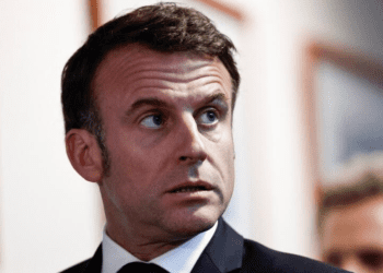 “Emmanuel Macron, c’est le président Gillette” : cette stratégie qui interroge