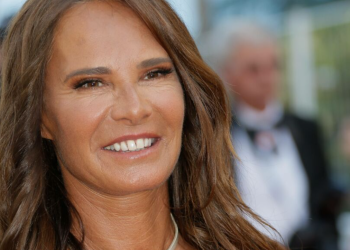 Nathalie Marquay révèle l'étonnante raison pour laquelle Jean-Pierre Pernaut n'a pas été enterré à Amiens (ZAPTV) 1 Nathalie Marquay révèle l'étonnante raison pour laquelle Jean-Pierre Pernaut n'a pas été enterré à Amiens (ZAPTV) Nathalie Marquay révèle l’étonnante raison pour laquelle Jean-Pierre Pernaut n’a pas été enterré à Amiens (ZAPTV)