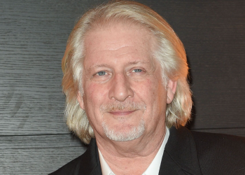 Patrick Sébastien amaigri : une photo avec Jean-Luc Reichmann inquiète les internautes 18 Patrick Sébastien amaigri : une photo avec Jean-Luc Reichmann inquiète les internautes Patrick Sébastien amaigri : une photo avec Jean-Luc Reichmann inquiète les internautes