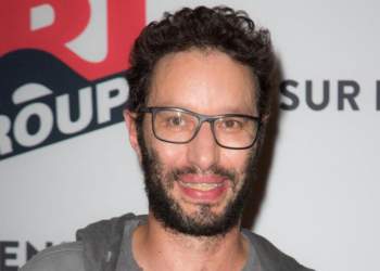 Manu Levy accusé de harcèlement : Nagui apporte son "soutien total" à l'animateur, "jamais dans l'agression ou l'insulte" 8 Manu Levy accusé de harcèlement : Nagui apporte son "soutien total" à l'animateur, "jamais dans l'agression ou l'insulte" Manu Levy accusé de harcèlement : Nagui apporte son « soutien total » à l’animateur, « jamais dans l’agression ou l’insulte »