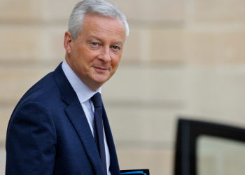 Bruno Le Maire désavoué par Emmanuel Macron ? “Il ne le prend plus au téléphone” 10 Bruno Le Maire désavoué par Emmanuel Macron ? “Il ne le prend plus au téléphone” Bruno Le Maire désavoué par Emmanuel Macron ? “Il ne le prend plus au téléphone”