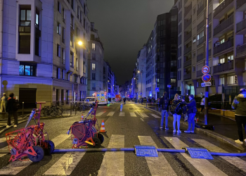 Paris : un corps retrouvé avec une balle dans la tête après l'incendie mortel dans le 11e arrondissement 5 Paris : un corps retrouvé avec une balle dans la tête après l'incendie mortel dans le 11e arrondissement Paris : un corps retrouvé avec une balle dans la tête après l’incendie mortel dans le 11e arrondissement