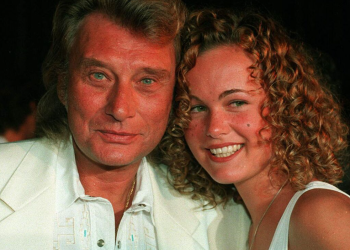 PHOTOS – Johnny et Laeticia Hallyday : visitez leur villa de Marnes-la-Coquette, qui vaut plus de 10 millions d&rsquo;euros !
