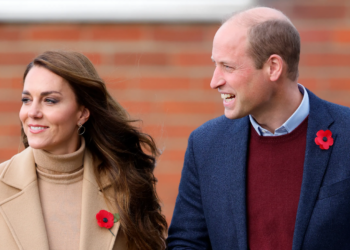 Prince William : le jour où il a quitté Kate Middleton par téléphone 4 Prince William : le jour où il a quitté Kate Middleton par téléphone Prince William : le jour où il a quitté Kate Middleton par téléphone