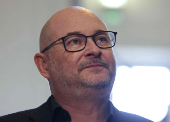 Le tribunal tranche en faveur de NRJ dans le litige opposant Cauet à la radio 1 Le tribunal tranche en faveur de NRJ dans le litige opposant Cauet à la radio Le tribunal tranche en faveur de NRJ dans le litige opposant Cauet à la radio