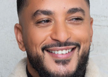 Slimane atteint de gynécomastie : mais qu’est-ce que cette maladie dont souffre le chanteur ?