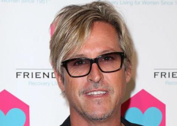 Charlie Colin : le musicien de 58 ans meurt brutalement dans un sordide accident domestique