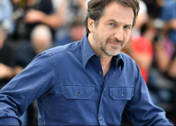 Edouard Baer accusé de harcèlement et d’agressions sexuelles : « Je peux te montrer les miens… », six femmes sortent du silence