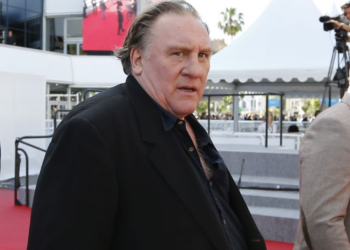 « C&rsquo;est un mec que j&rsquo;ai… » : Sylvie Testud prend position et se confie sur Gérard Depardieu