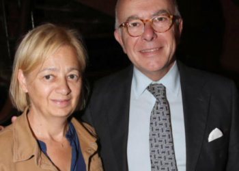 Bernard Cazeneuve en deuil : il annonce le décès de sa femme Véronique