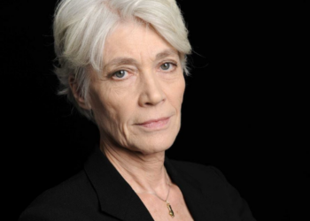 « Paix à son âme délicate » : les réactions s’enchaînent après le décès de Françoise Hardy