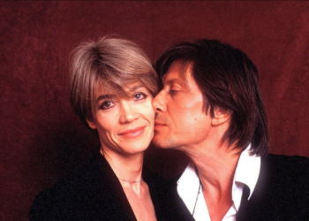 Mort de Françoise Hardy : très émue, la cousine de Jacques Dutronc sort du silence 4 Mort de Françoise Hardy : très émue, la cousine de Jacques Dutronc sort du silence Françoise Hardy et Jacques Dutronc : je t’aime, moi non plus