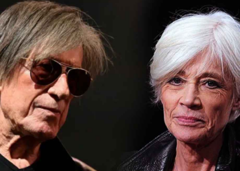 Françoise Hardy infidèle à Jacques Dutronc : cette liaison qui a eu un "effet dévastateur" sur le chanteur 2 Françoise Hardy infidèle à Jacques Dutronc : cette liaison qui a eu un "effet dévastateur" sur le chanteur Françoise Hardy infidèle à Jacques Dutronc : cette liaison qui a eu un « effet dévastateur » sur le chanteur
