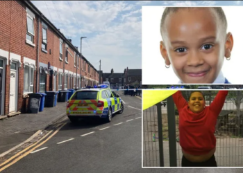 Une mère de famille appelle les secours après un acte qui a fait trembler la toile : « Je signale que je viens de… »