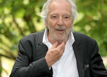 « Je ne pouvais pratiquement plus… » : cette addiction dévastatrice dont Pierre Arditi s’est libéré