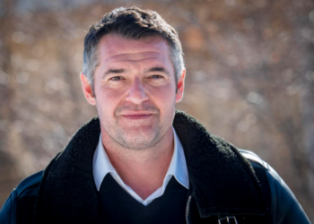 Arnaud Ducret (45 ans) sans filtre sur sa femme et son intimité : « Elle a un corps…