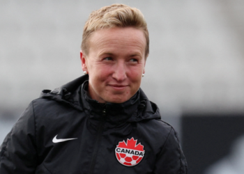 Le football canadien empêtré en plein scandale d’espionnage avant d’affronter les Bleues aux JO : « Une honte »