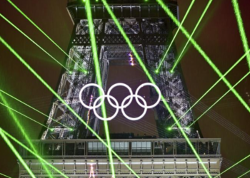 Cérémonie d&rsquo;ouverture des JO de Paris 2024 : le ton serait monté entre cette célèbre chanteuse et l&rsquo;organisation