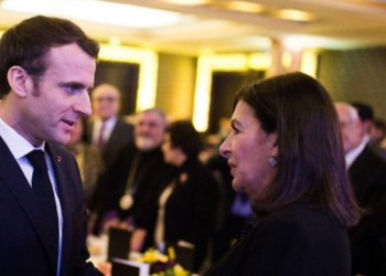 Anne Hidalgo agacée par Emmanuel Macron : cette « mesquinerie » qu’elle aurait subie lors de la cérémonie des JO
