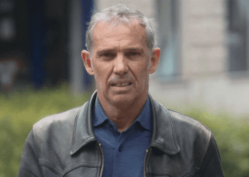 Paul Belmondo : à peine divorcé de Luana, il trouve du réconfort auprès d’une jolie blonde 9 Paul Belmondo : à peine divorcé de Luana, il trouve du réconfort auprès d’une jolie blonde Paul Belmondo : à peine divorcé de Luana, il trouve du réconfort auprès d’une jolie blonde