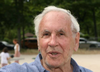 Patrice Laffont : sa maison à Oppède, dans le Luberon, “un coin magnifique et authentique“