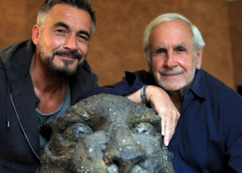 Mort de Patrice Laffont : “le coeur lourd” et au bord des larmes, Olivier Minne à deux doigts de craquer 8 Mort de Patrice Laffont : “le coeur lourd” et au bord des larmes, Olivier Minne à deux doigts de craquer Mort de Patrice Laffont : “le coeur lourd” et au bord des larmes, Olivier Minne à deux doigts de craquer