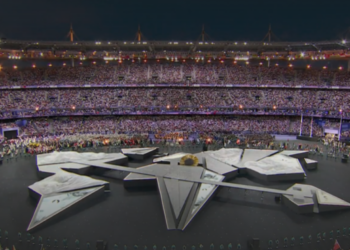 JO 2024 : ce comportement des athlètes qui a posé problème durant la cérémonie de clôture 5 JO 2024 : ce comportement des athlètes qui a posé problème durant la cérémonie de clôture JO 2024 : ce comportement des athlètes qui a posé problème durant la cérémonie de clôture