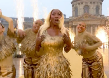 Aya Nakamura : elle explose les scores après sa prestations aux JO et sa réponse clouera le becs de ses détracteurs