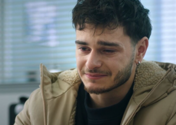 Adher (Demain nous appartient) contraint de se faire hospitaliser après la perte de sa grand-mère