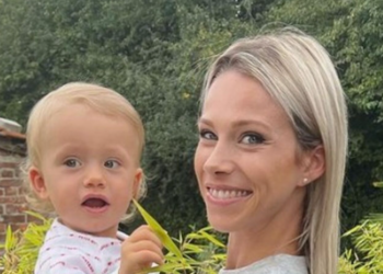 Marion Rousse très émue avant la rentrée : elle partage un cliché de son petit Nino qui « devient grand » 4 Marion Rousse très émue avant la rentrée : elle partage un cliché de son petit Nino qui « devient grand » Marion Rousse très émue avant la rentrée : elle partage un cliché de son petit Nino qui « devient grand »