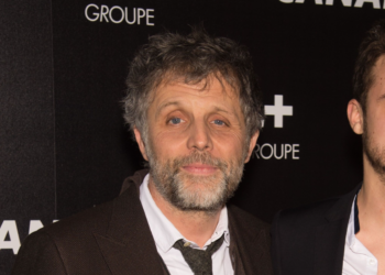 "Sous emprise" : quitté malproprement par sa jeune compagne, Stéphane Guillon raconte sa descente aux enfers 9 "Sous emprise" : quitté malproprement par sa jeune compagne, Stéphane Guillon raconte sa descente aux enfers « Sous emprise » : quitté malproprement par sa jeune compagne, Stéphane Guillon raconte sa descente aux enfers