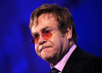 Elton John affaibli : "l’un de ses organes touché !" Le chanteur fait des révélations inquiétantes sur son état de santé 8 Elton John affaibli : "l’un de ses organes touché !" Le chanteur fait des révélations inquiétantes sur son état de santé Elton John affaibli : « l’un de ses organes touché ! » Le chanteur fait des révélations inquiétantes sur son état de santé