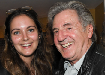 Daniel Auteuil se confie sur sa fille Nelly, qu’il a eue avec Emmanuelle Béart : “Je n&rsquo;avais qu&rsquo;une peur…”