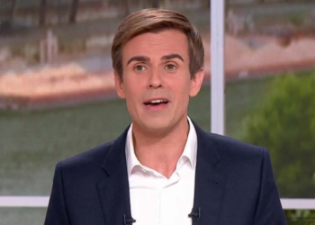 Jean-Baptiste Marteau écarté de Télématin au profit de Julien Arnaud : la présidente de France Télévisions répond à la polémique 17 Jean-Baptiste Marteau écarté de Télématin au profit de Julien Arnaud : la présidente de France Télévisions répond à la polémique Jean-Baptiste Marteau écarté de Télématin au profit de Julien Arnaud : la présidente de France Télévisions répond à la polémique