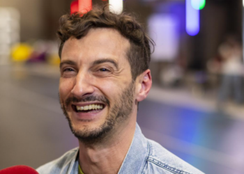 JO Paris 2024 : Thomas Jolly en pleurs avant la cérémonie d’ouverture, il révèle pourquoi 12 JO Paris 2024 : Thomas Jolly en pleurs avant la cérémonie d’ouverture, il révèle pourquoi JO Paris 2024 : Thomas Jolly en pleurs avant la cérémonie d’ouverture, il révèle pourquoi