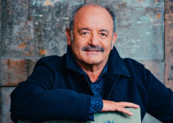 “Depuis je suis certain que…” : Louis Chedid a vécu une expérience de mort imminente et voici ce qu’il en retire