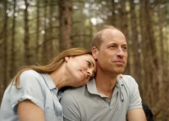Kate Middleton et William s’embrassent devant leurs enfants : la réaction hilarante de Charlotte fait le tour du monde