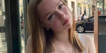 Disparition de Lina : « Je pense qu’on va rentrer tard », les derniers messages envoyés par l’adolescente sur son chemin vers la gare