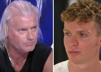 Léon Marchand : "Je peux pas le dire à l'antenne", ces quelques mots mystérieux échangés avec Philippe Lucas aux JO 6 Léon Marchand : "Je peux pas le dire à l'antenne", ces quelques mots mystérieux échangés avec Philippe Lucas aux JO Léon Marchand : « Je peux pas le dire à l’antenne », ces quelques mots mystérieux échangés avec Philippe Lucas aux JO